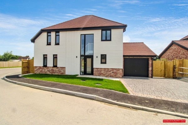 Hailsham, BN27 2RH - EAID:1883854672, BID:bid